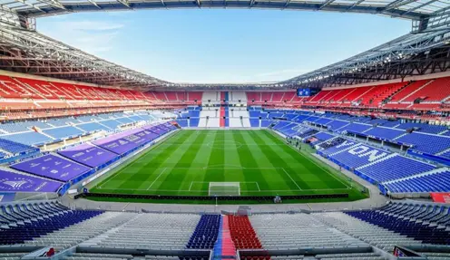 Olympique Lyonnais fans.