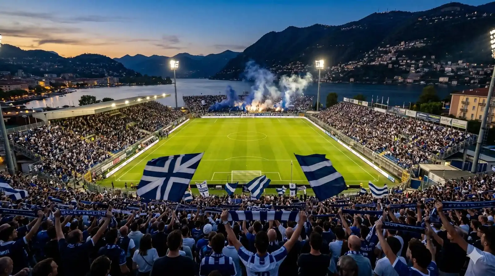 Como vs Juventus allo Stadio Giuseppe Sinigaglia a bordo del Lago di Como, Serie A.